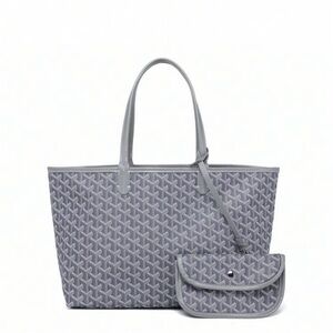 Grey tote bag